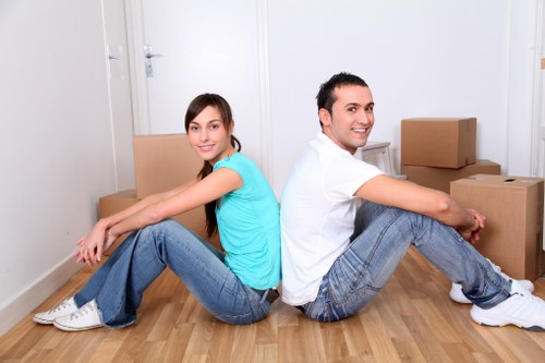 Business and home removal service in Lampton