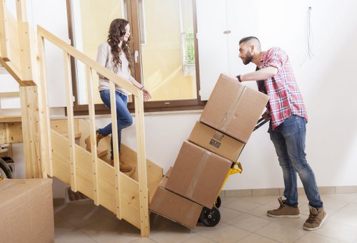 Checklist and preparation items for moving home in Lampton