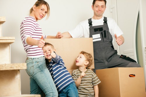 Practical moving vehicle for Lampton house and flat removals